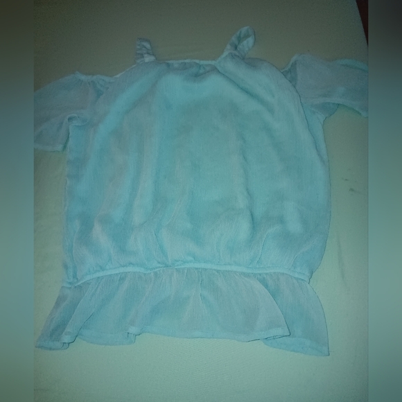 Girls size 7/8, pair of name brand blouses - Picture 2 of 5